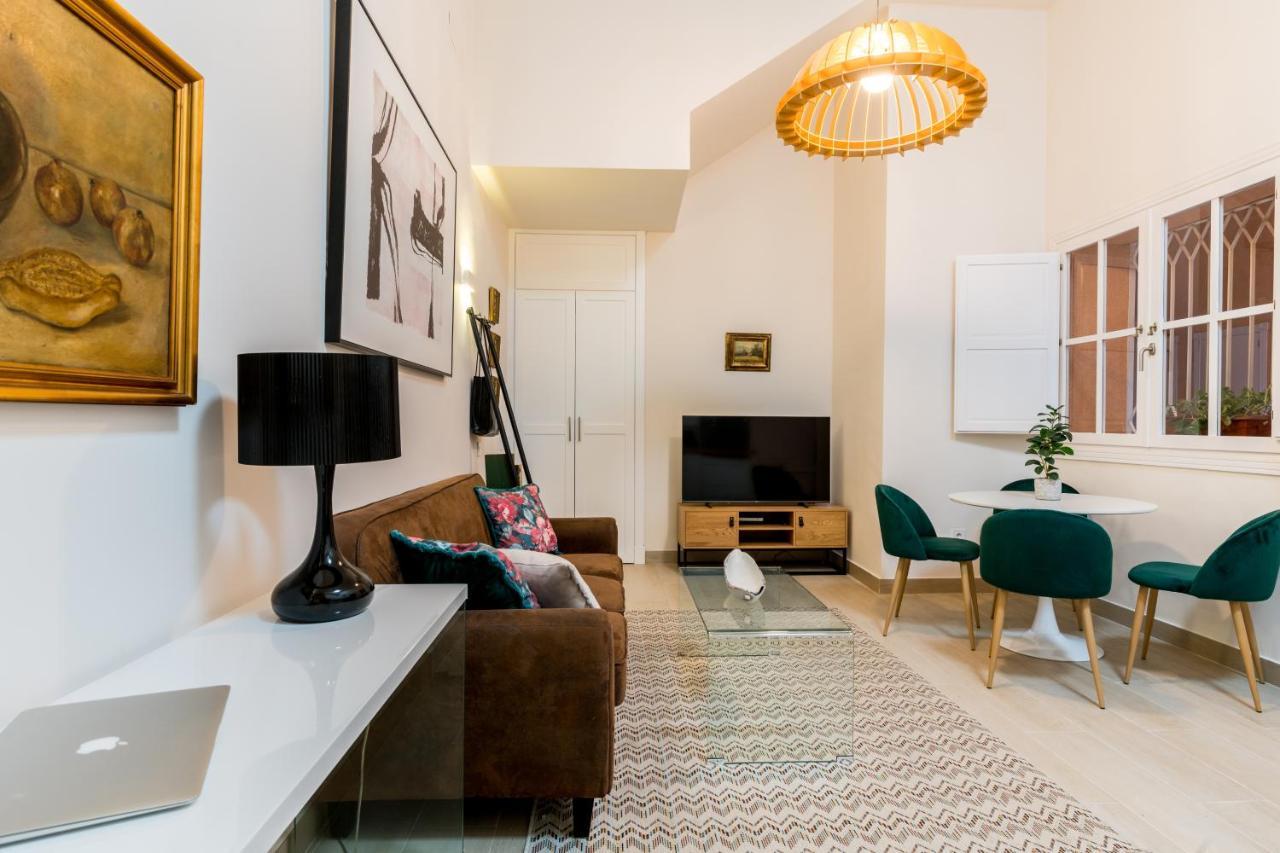 Behouse Cuna 세비야 외부 사진
